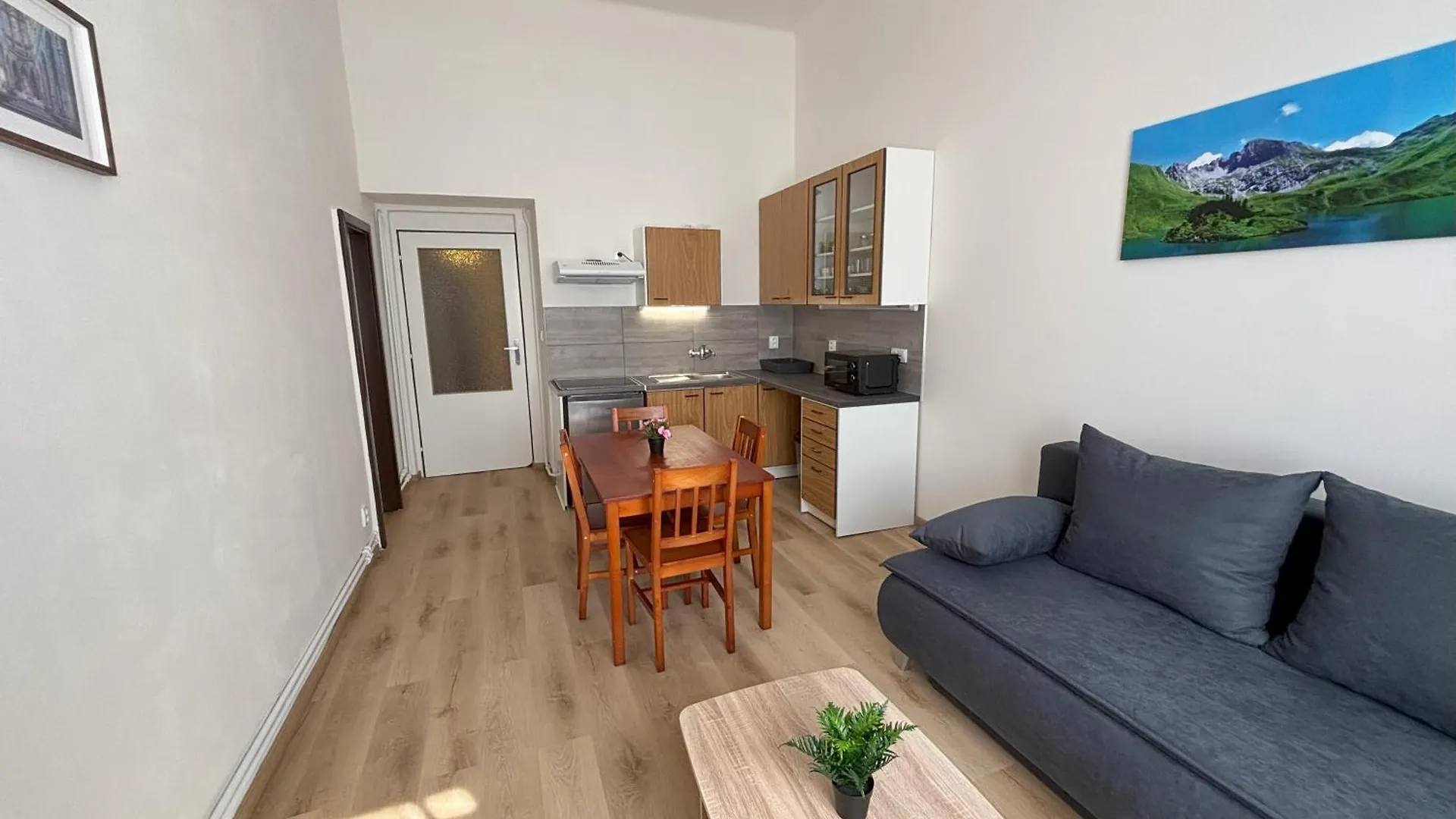 Pension City Center Prag 2*,