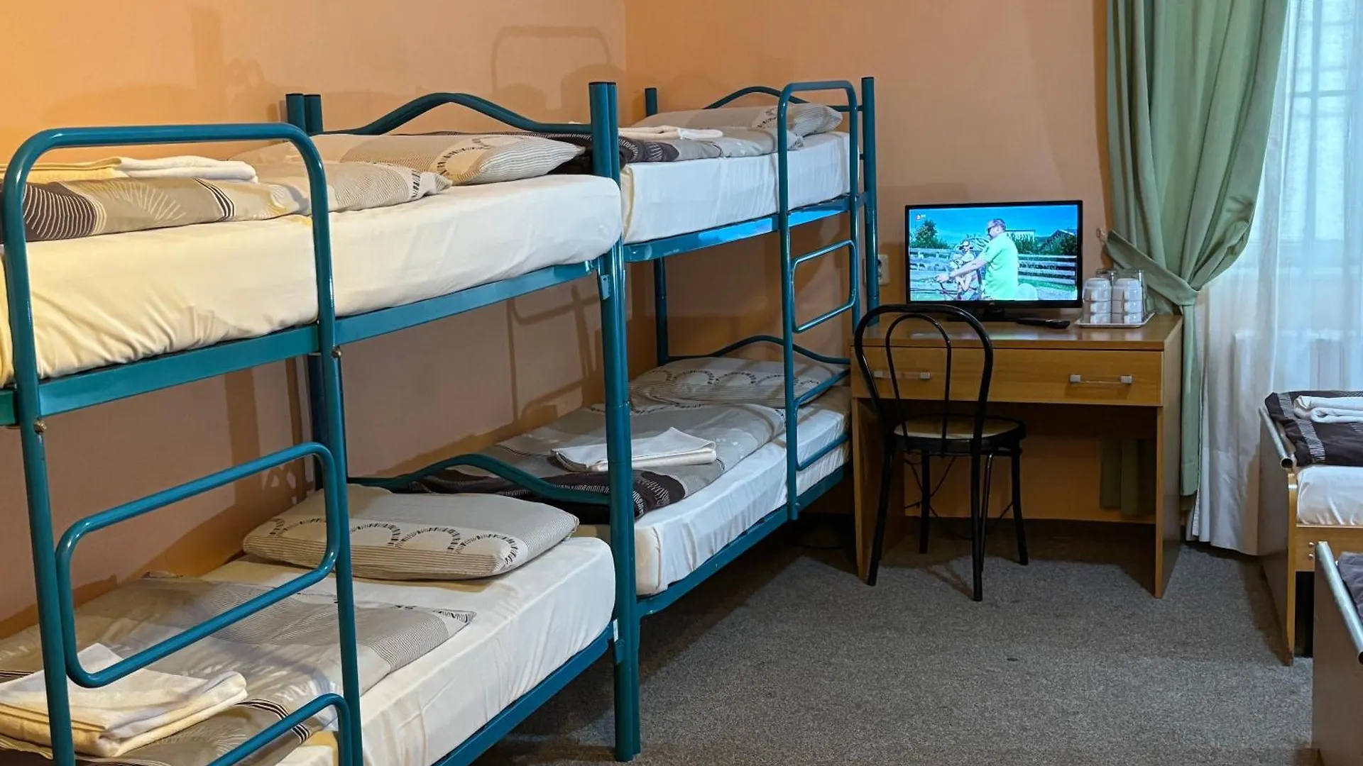 Pension City Center & L'Opera Prague Guest house