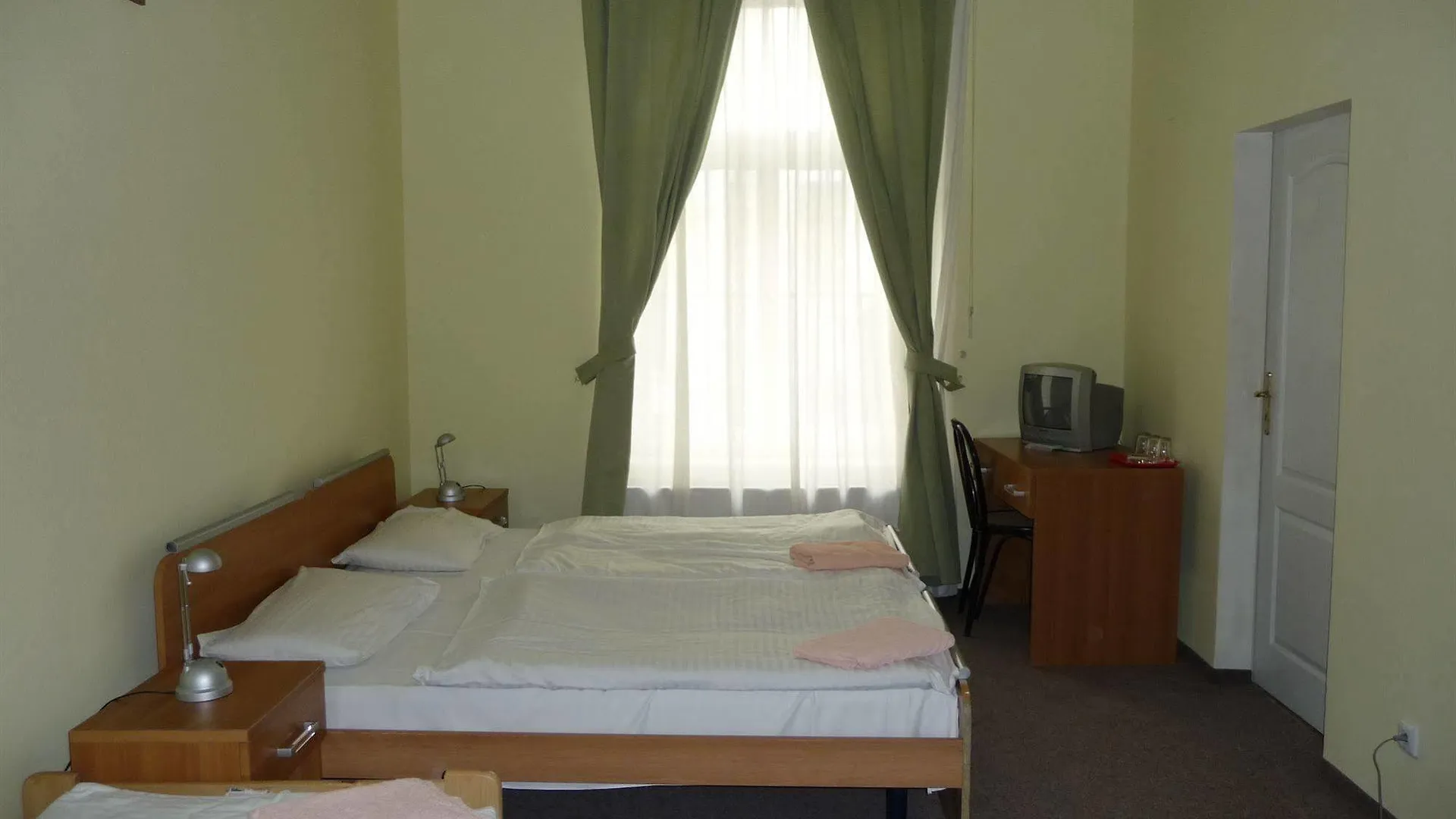 Konukevi Pension City Center Otel Prag